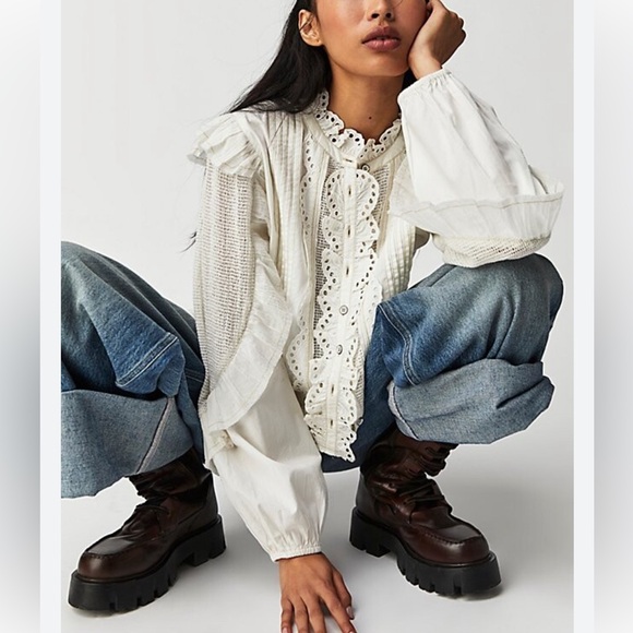 White woven cotton ruffle blouse size Large by We the Free - Picture 2 of 6